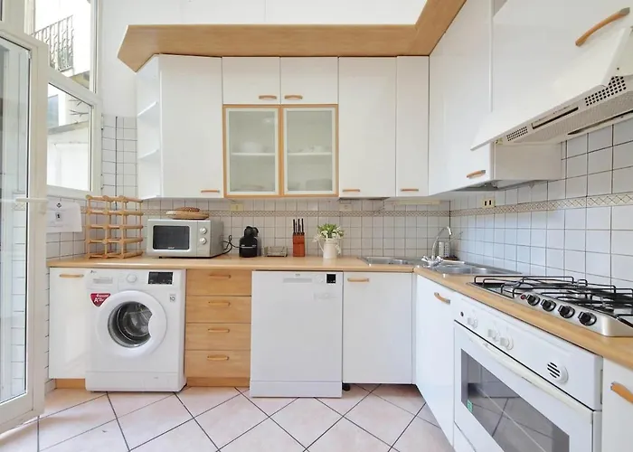 Spacious Prati Near Vatican & Tiber * Rom